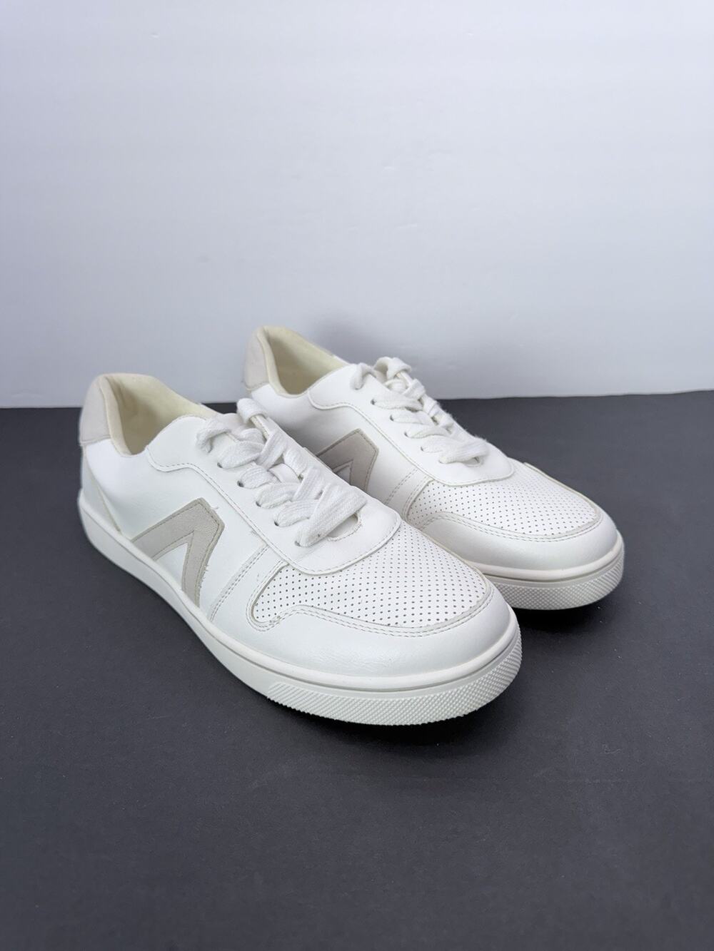 MIA Women’s Krew Perforated Lace Up White & Tan Sneakers Shoes size 10M